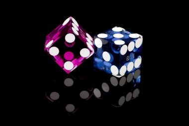 berlian 888 app showing live dealer blackjack and roulette tables